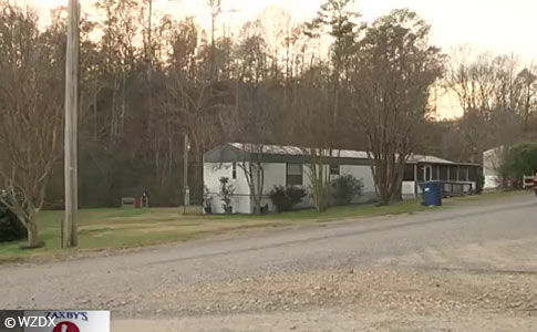 Pack of dogs kills woman in Guntersville